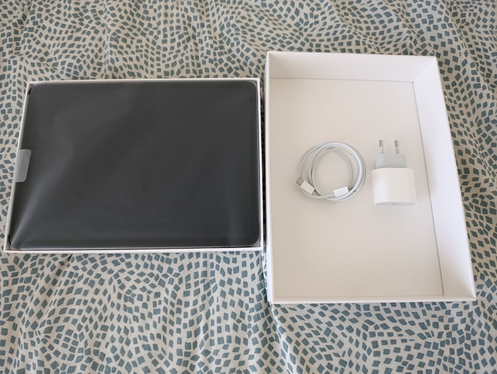 Apple Tablettes PC: iPad pro 3rd generation – Neuf (Voir description) à Lausanne par mehhhdi