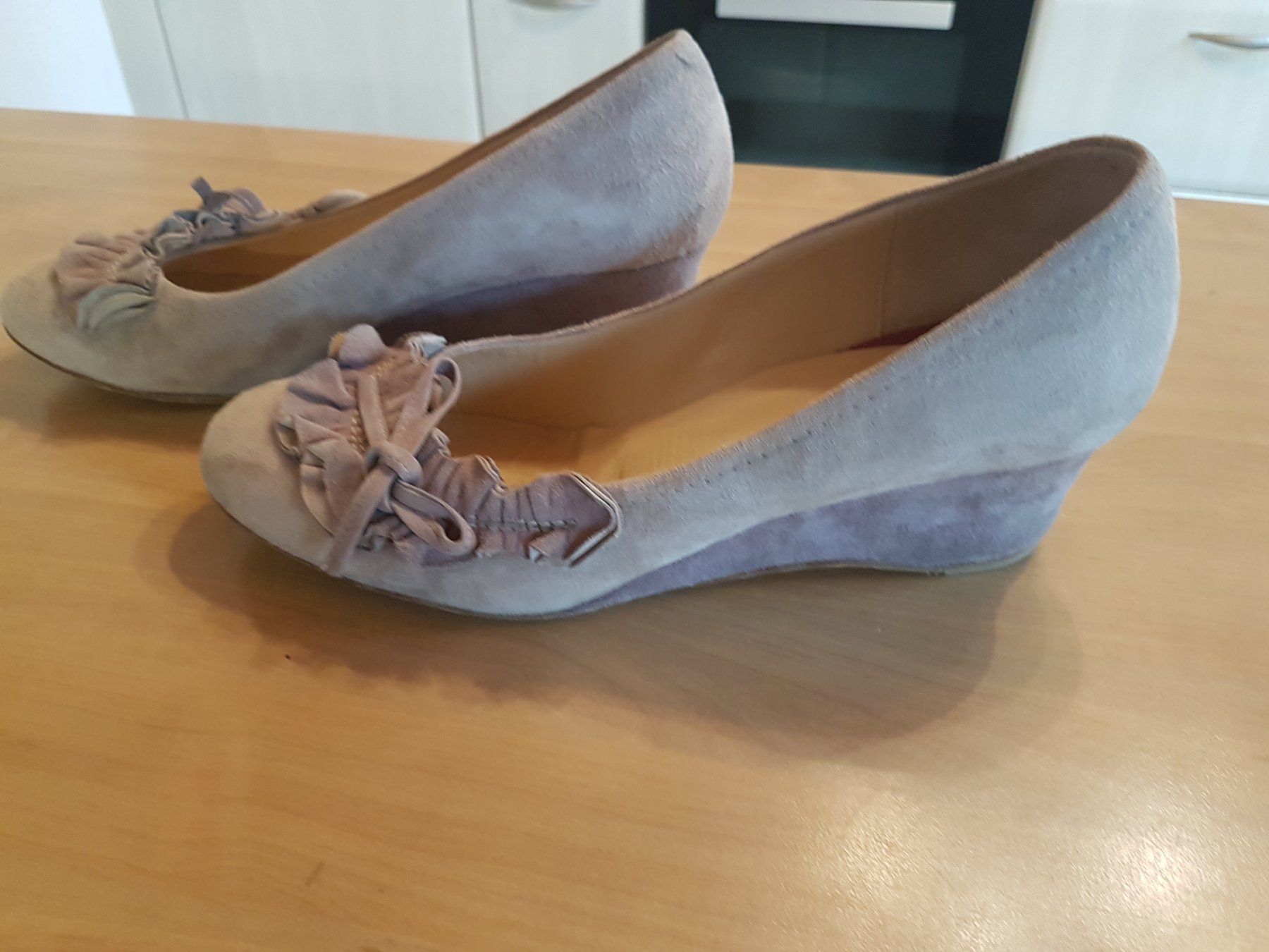 Damenschuhe: Chaussures daim talon compensé marque Moda di Fausto 39.5 – Gebraucht aus Villiers von san_jn5w 6