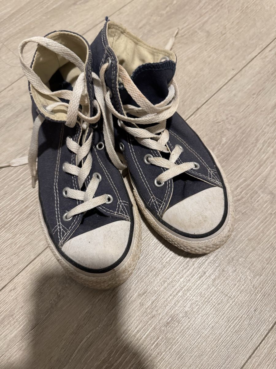 Converse Chaussures hommes: Conversw Gr. 33 – D'occasion à Basel par mimi8668 2