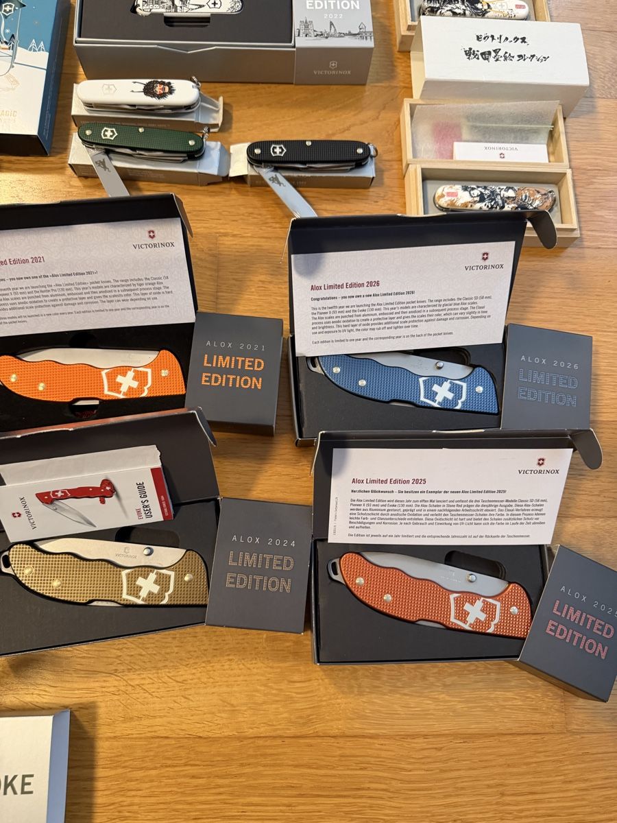 Victorinox Couteaux de poche: Victorinox Sammlung – Neuf (Voir description) à Jegenstorf par r_bue 2