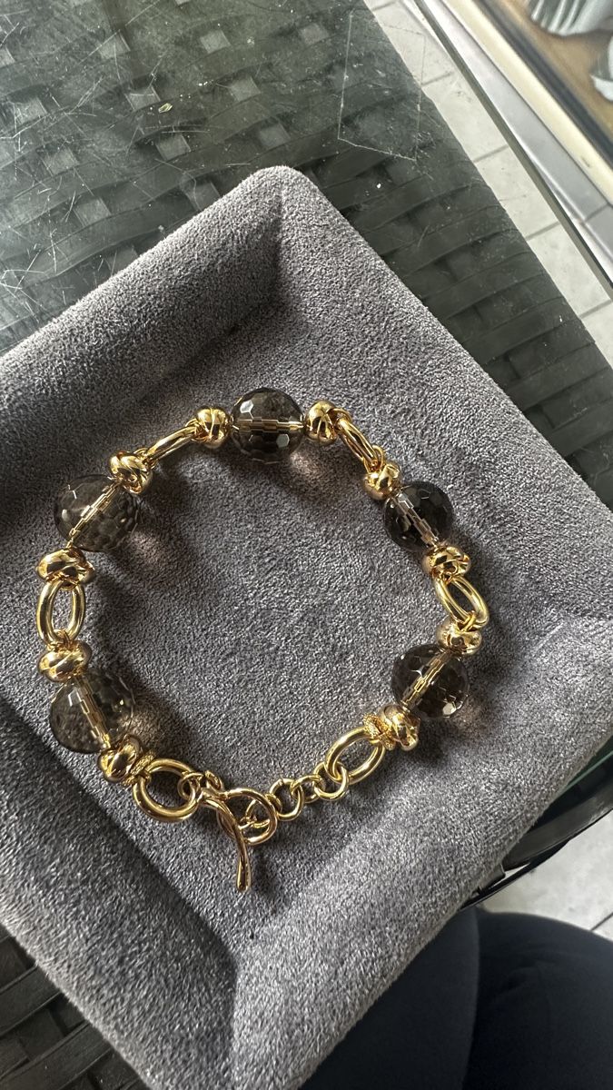 Armbänder & -reifen: Armband mit Rauchquarz Perlen – Neu und originalverpackt aus Kriens von Hortensie6 1