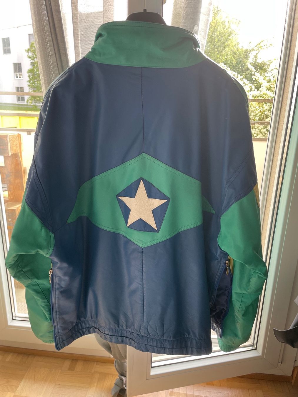 IXS Giacche: IXS Biker Lederjacke vintage Einzelstück – Usato da Bachenbülach venduto da dav_92pq 1
