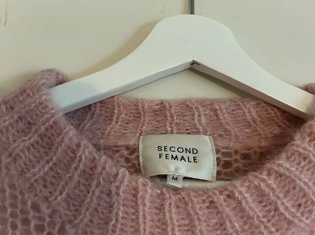 Maglioni & Felpe: Second Female Strickpullover Grösse M – Usato da Bern venduto da Nina_F 1