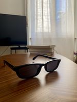 Stylische Meller Rami Sonnenbrille mit Etui