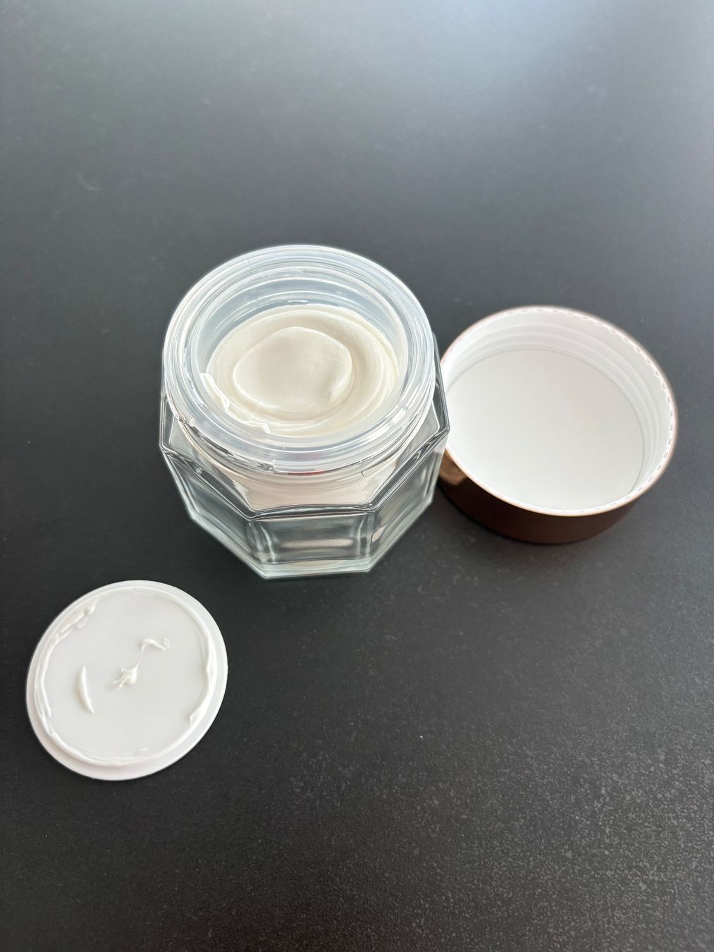 Charlotte Tilbury Cura del viso: 99 ml Charlotte Tilbury Magic Cream – Nuovo (secondo la descrizione) da Wohlen AG venduto da kissne4 6
