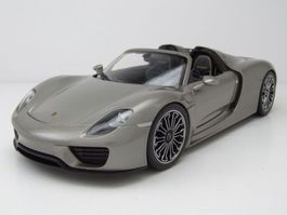 Porsche 918 Spyder 2013-2015 grau met.        1:18 von Welly