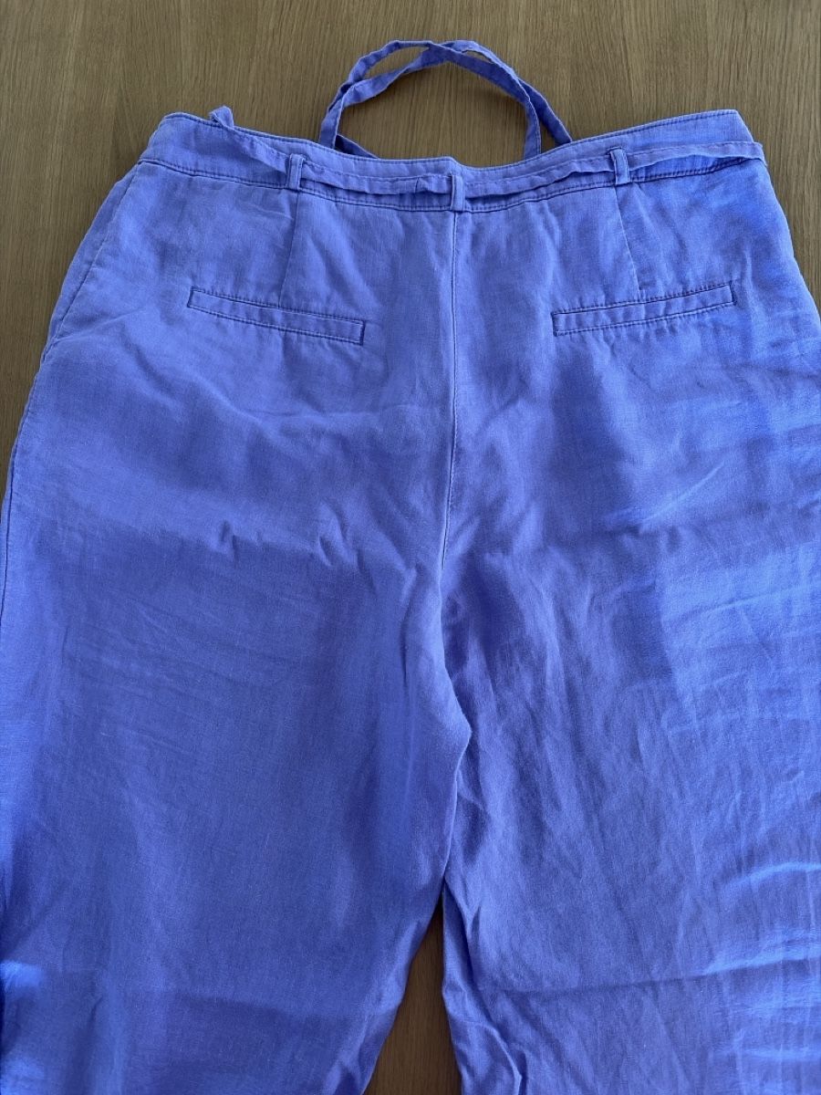 Esprit Pantalons: Esprit Hose Flieder Grösse 40 neu – D'occasion à Muhen par Rote-Zora01 2