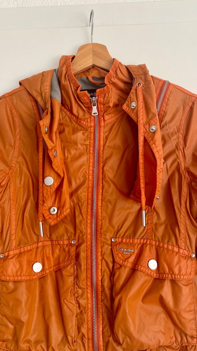Calvin Klein Jacken: Leichte Jacke von Calvin Klein, Grösse 36. – Gebraucht aus Heiligenschwendi von maerchen2008 4