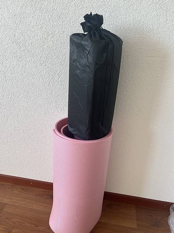 Tappetini fitness: 2x Yoga-Matte + Akupunktur-Massagematte – Usato da Oberglatt ZH venduto da nil_c82p 3