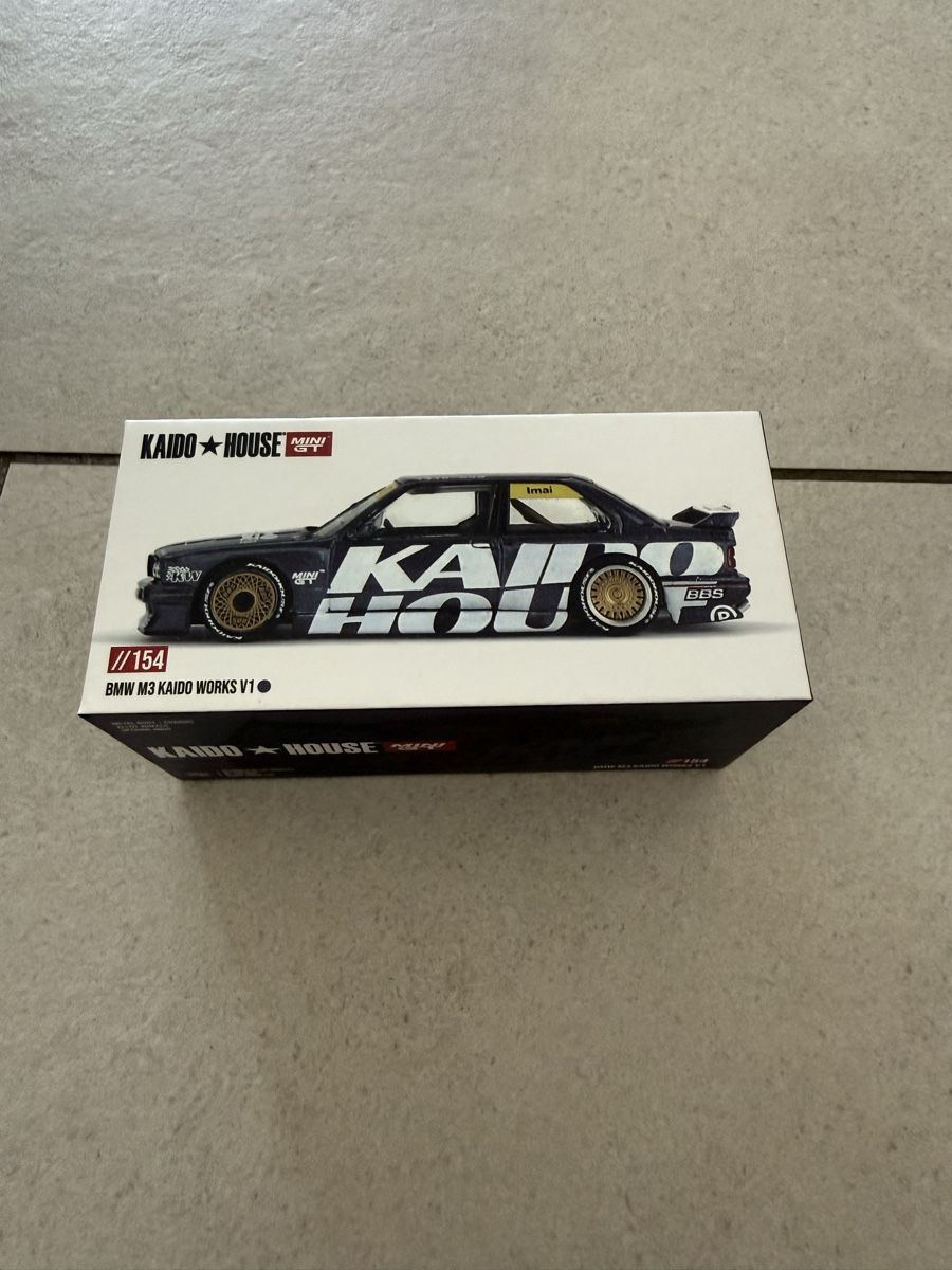 Modellautos: Mini gt - BMW M3 E30 Kaido house – Neu und originalverpackt aus Yvorne von AutoCollectionneur
