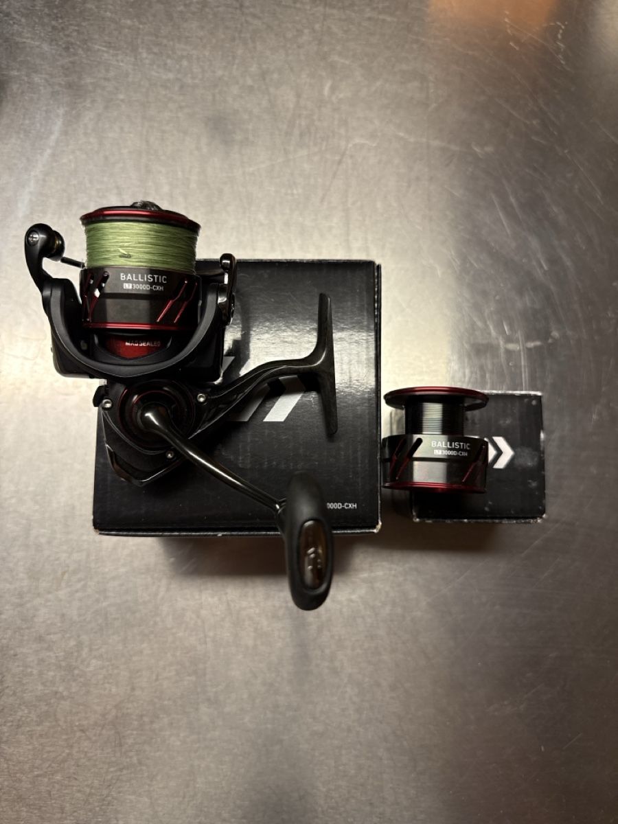 Daiwa Rollen & Spulen: DAIWA Ballistic LT 3000D-CXH – Gebraucht aus Urtenen-Schönbühl von Yadoste