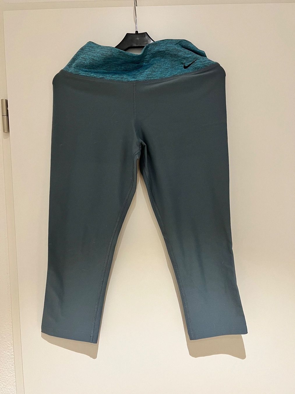 Nike Pantaloni: Nike Sporthose – Usato da Wetzikon ZH venduto da KikiZu