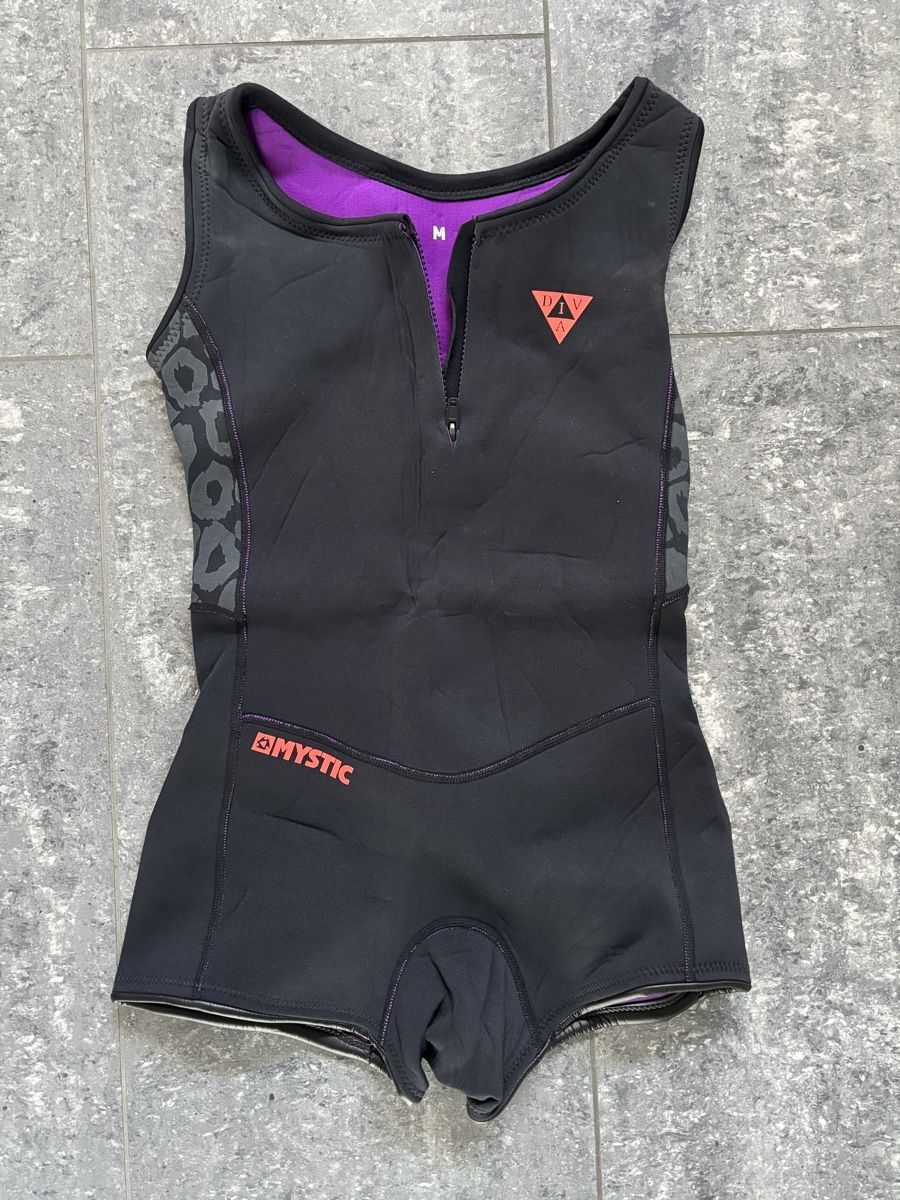 Mystic Combinaisons de plongée: Mystic Diva Wetsuit, Size M – D'occasion à Buchrain par akj48