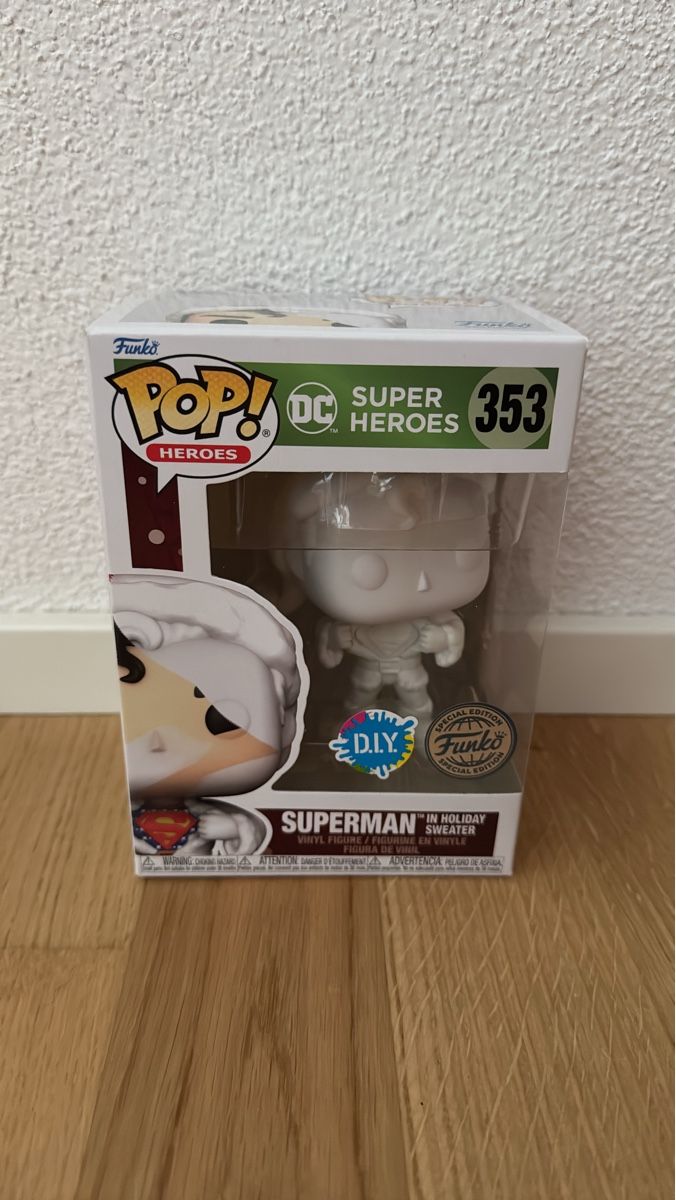 Funko Figurines: Funko Pop DC Super Heroes Superman 353  – Neuf avec emballage d'origine à Suhr par Dominick