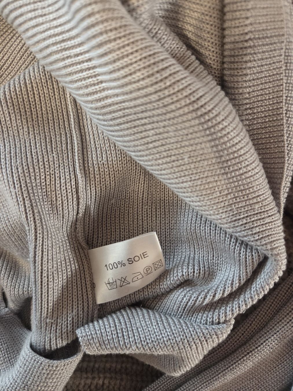 Pulls & Sweat-shirts: Jacques Fath Paris Pullover, 100% Seide, Grösse 3, Top! – Neuf (Voir description) à Busswil BE par Angy1974 3
