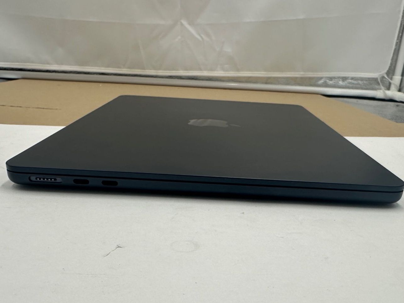 Apple Notebook: MacBook Air 13" (Mid 2022), Apple M2 (8-Core CPU/8-Core GPU) – Usato da Birmenstorf AG venduto da Distronics_SchweizAG 4