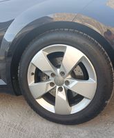Jantes Audi 17' / pneus hiver Dunlop 225/50 en bon état