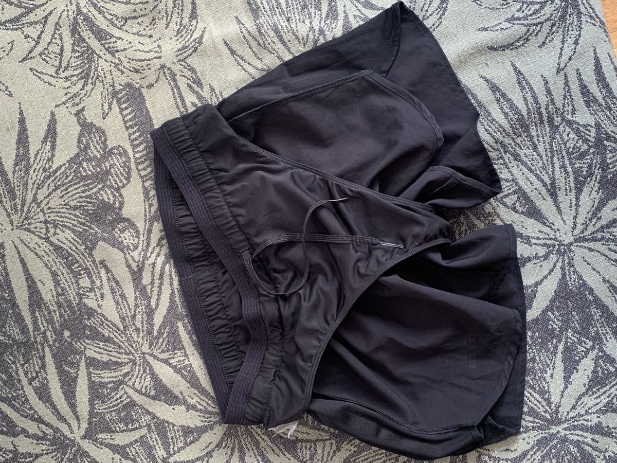 Adidas Pantaloni: Shorts Adidas noir taille XS – Nuovo (secondo la descrizione) da Lausanne venduto da Xiaoxi 7