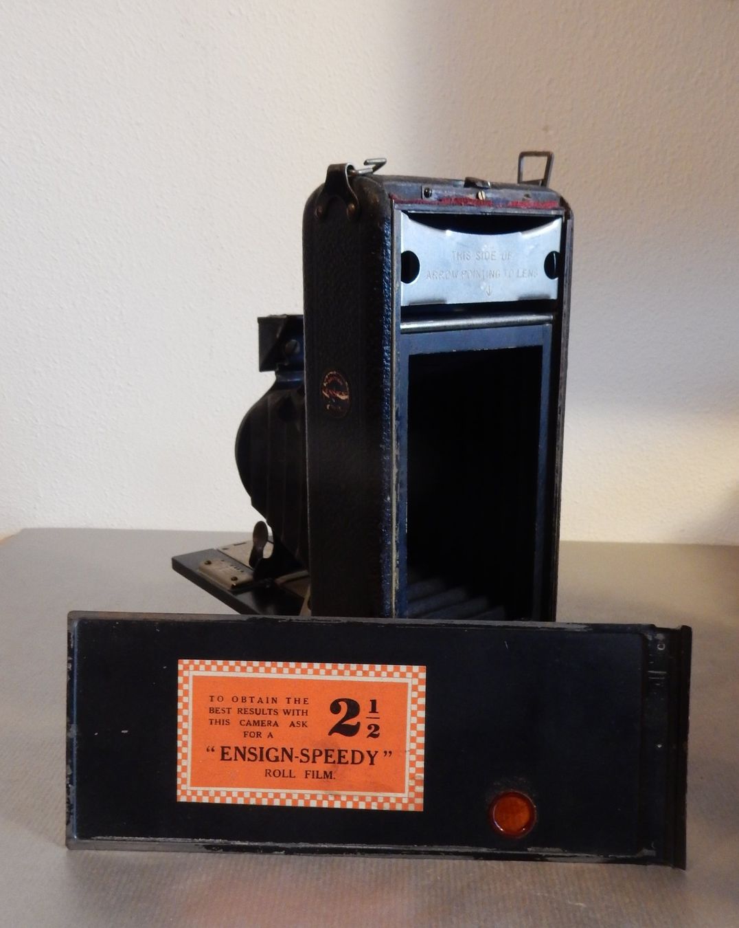 Fotocamera: Houghton-Butcher Ensign Vintage Camera – Usato da winterthur venduto da ahmadeus 2
