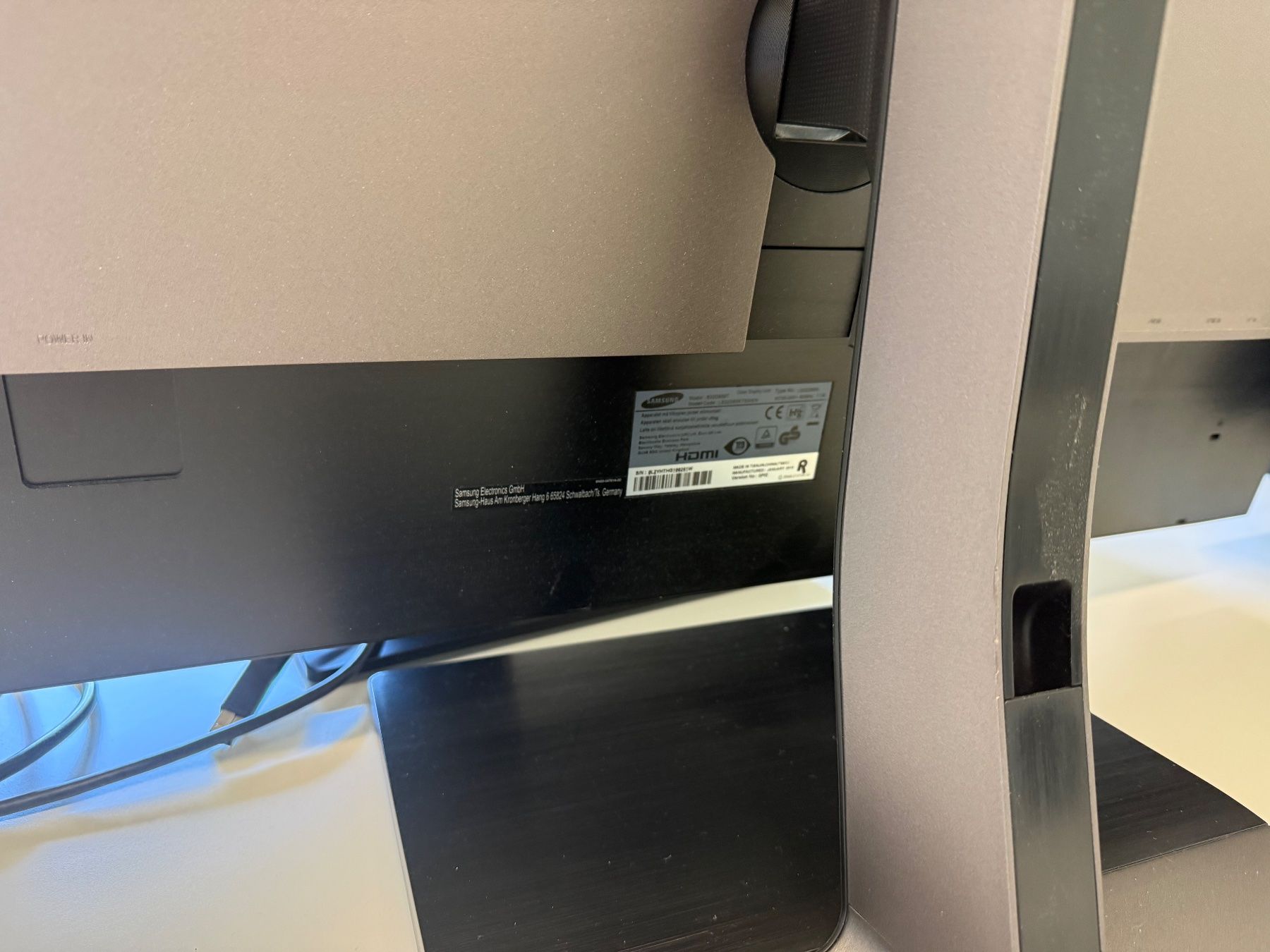 Samsung Monitore: 4 x Samsung Screen 32 Zoll – Gebraucht aus Bachenbülach von ricricric 6