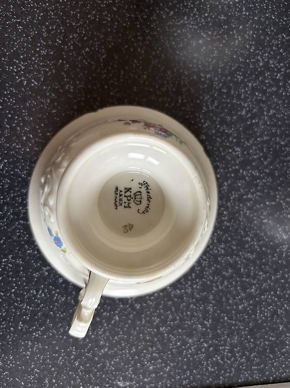 Geschirrsets: Porcelaine Allemande KPM – Gebraucht aus Vevey von cat_tw2s 1