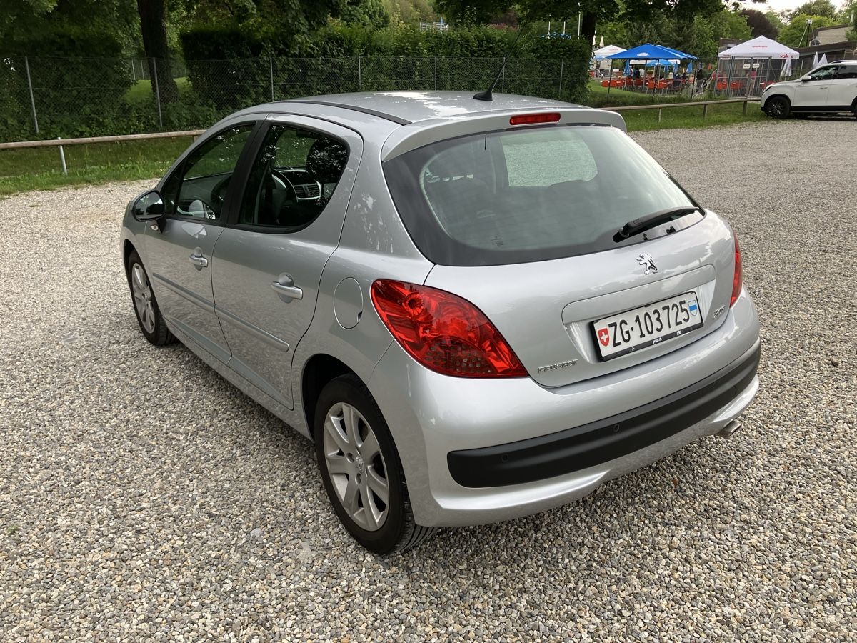 Peugeot Autos: Peugeot 207 1.6 16V – Gebraucht aus Zug von Ochp049 1