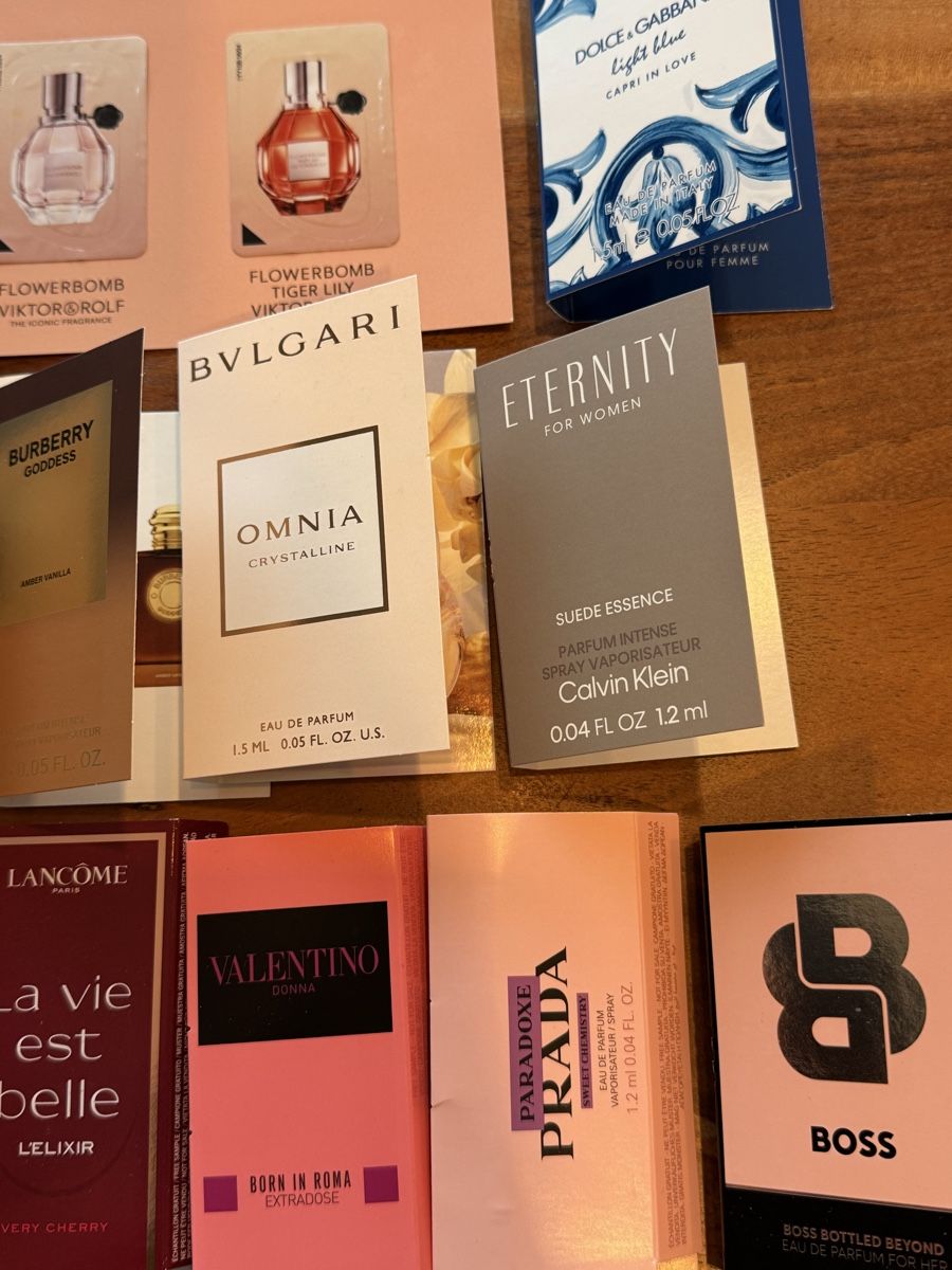 Profumi & Eau de Toilette: 15x Parfum Proben – Nuovo (secondo la descrizione) da Volketswil venduto da SandraC09 2