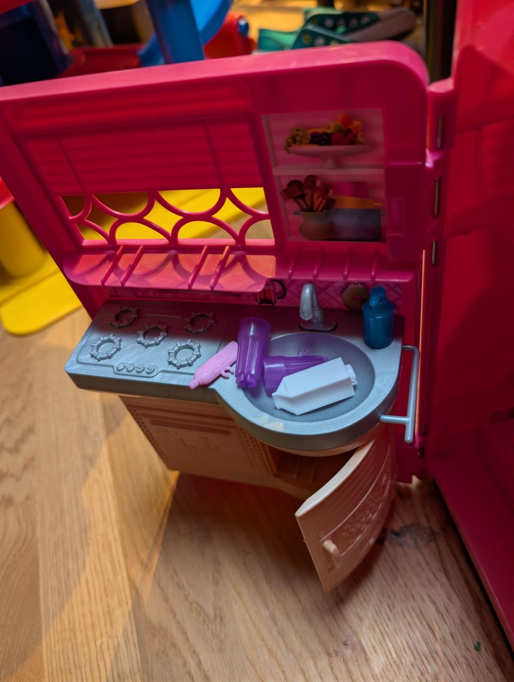 Jouets: Barbie Camper mit Pool – D'occasion à Bern par berneroberlaenderin 5