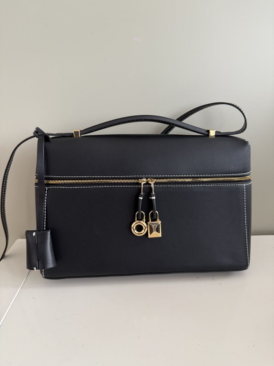 Sacs femmes: Neue Tasche – Neuf (Voir description) à Winterthur par -BeHappy24-