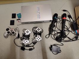 PlayStation 2 Silver Edition mit viel Zubehör und Games