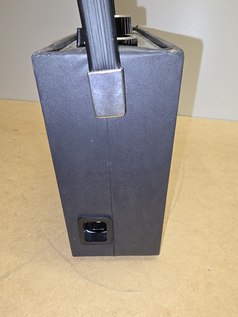 Biennophone Radio: Radio Binnophone E-606 Defekt – Difettoso da Lenzburg venduto da cameleoncolor 3