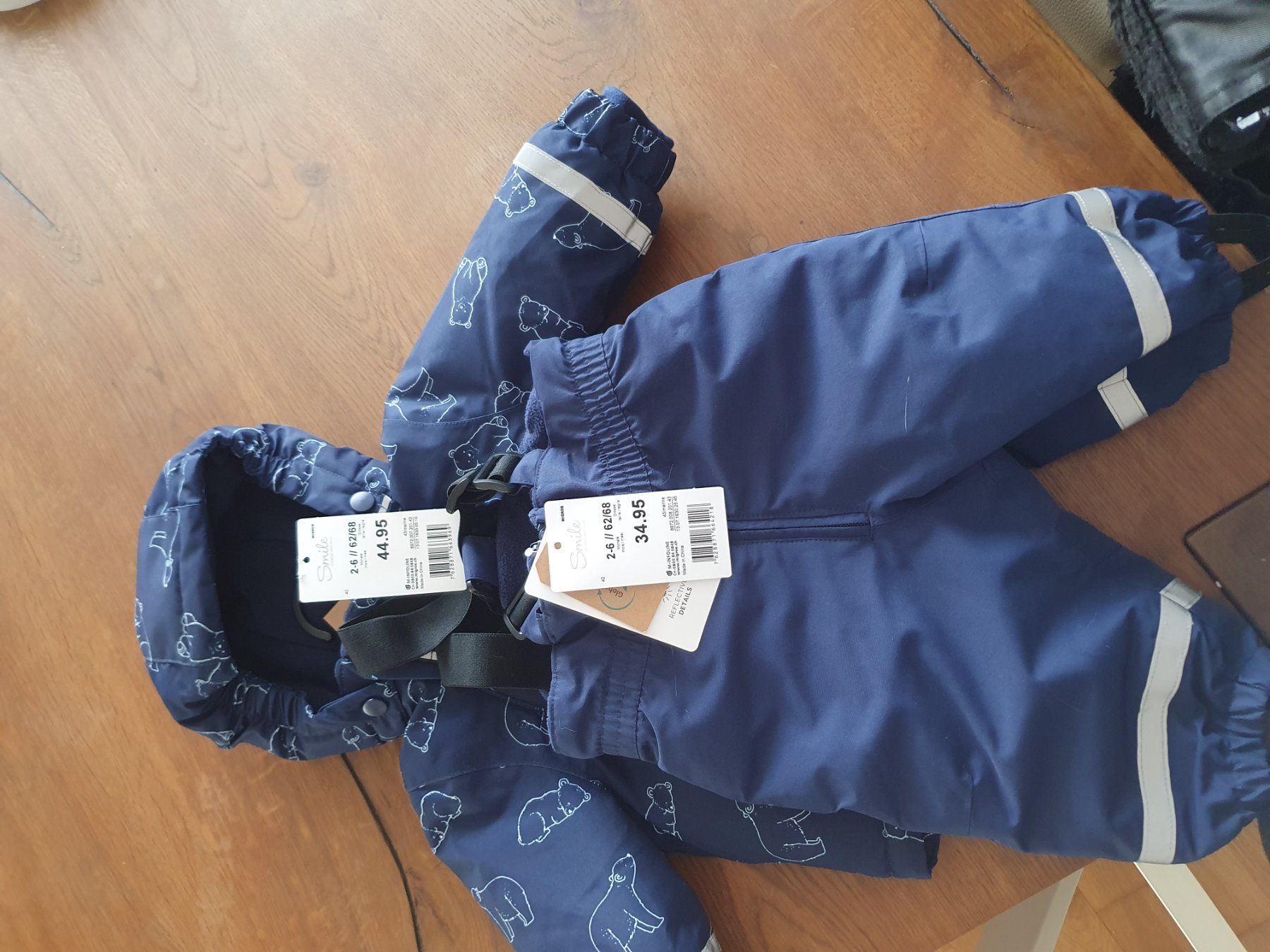 Completi: Neue Winterjacke und Hose – Nuovo e nell'imballaggio originale da Amriswil venduto da ram_mpf5