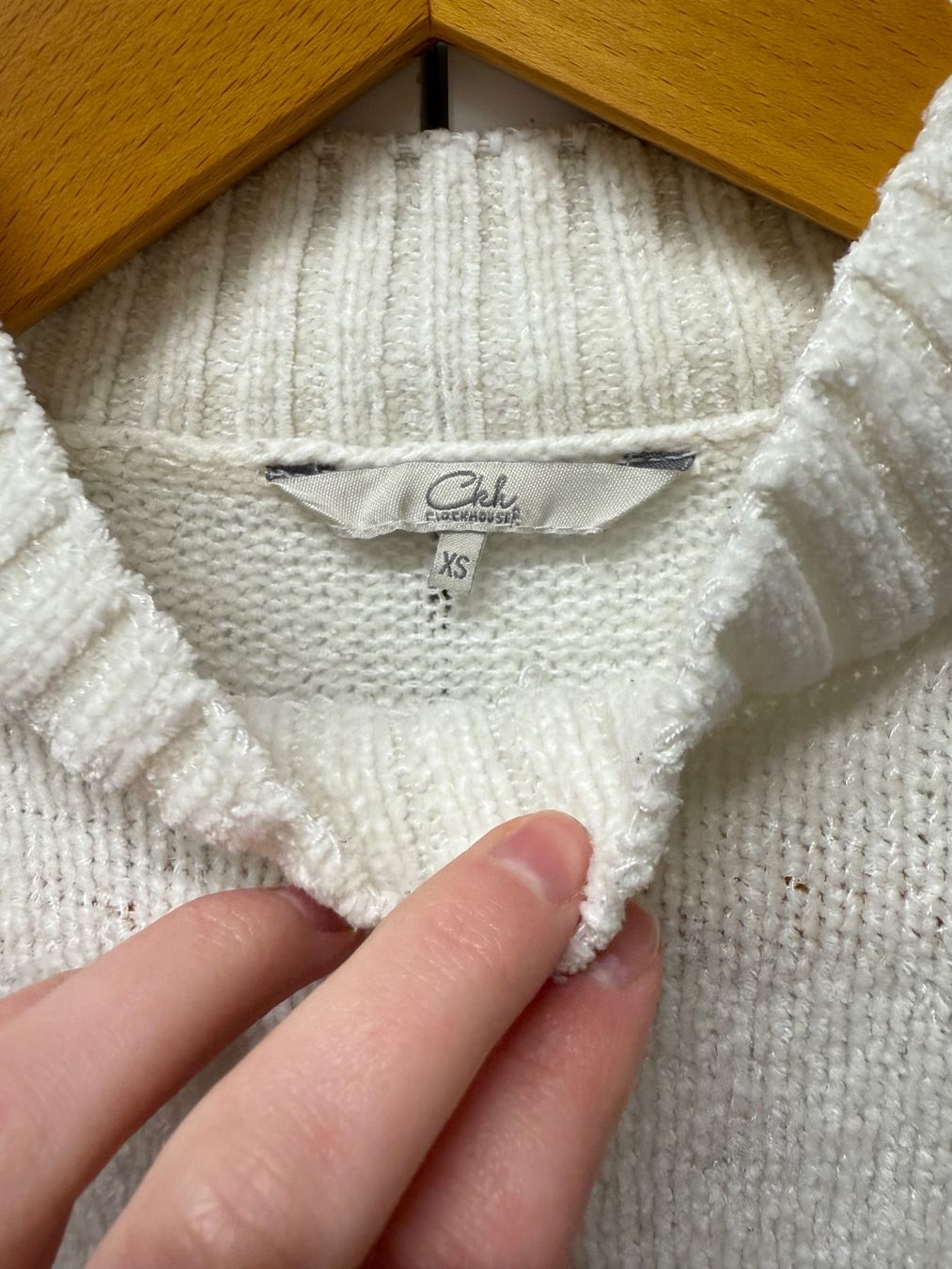 C&A Maglioni & Felpe: Kuscheliger, warmer Pulli, weiss von Clockhouse, Gr. XS – Usato da Zürich venduto da Cleo234 1