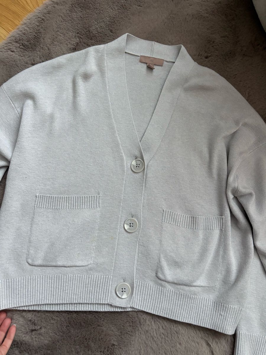 H&M Giacche: H&M Strickjacke, hellgrau,  Grösse XS oversized – Usato da Augst BL venduto da fine-art
