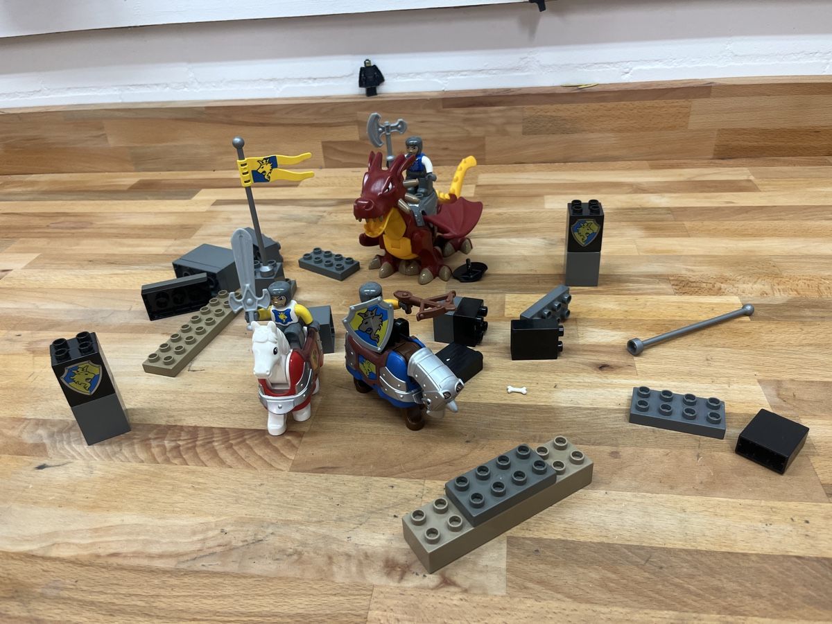 Lego Kit di costruzioni: Lego Duplo Ritter Drache – Usato da embrach venduto da kialle 1