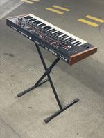 Prophet 12 Dave Smith Synthesizer inkl Case und Ständer