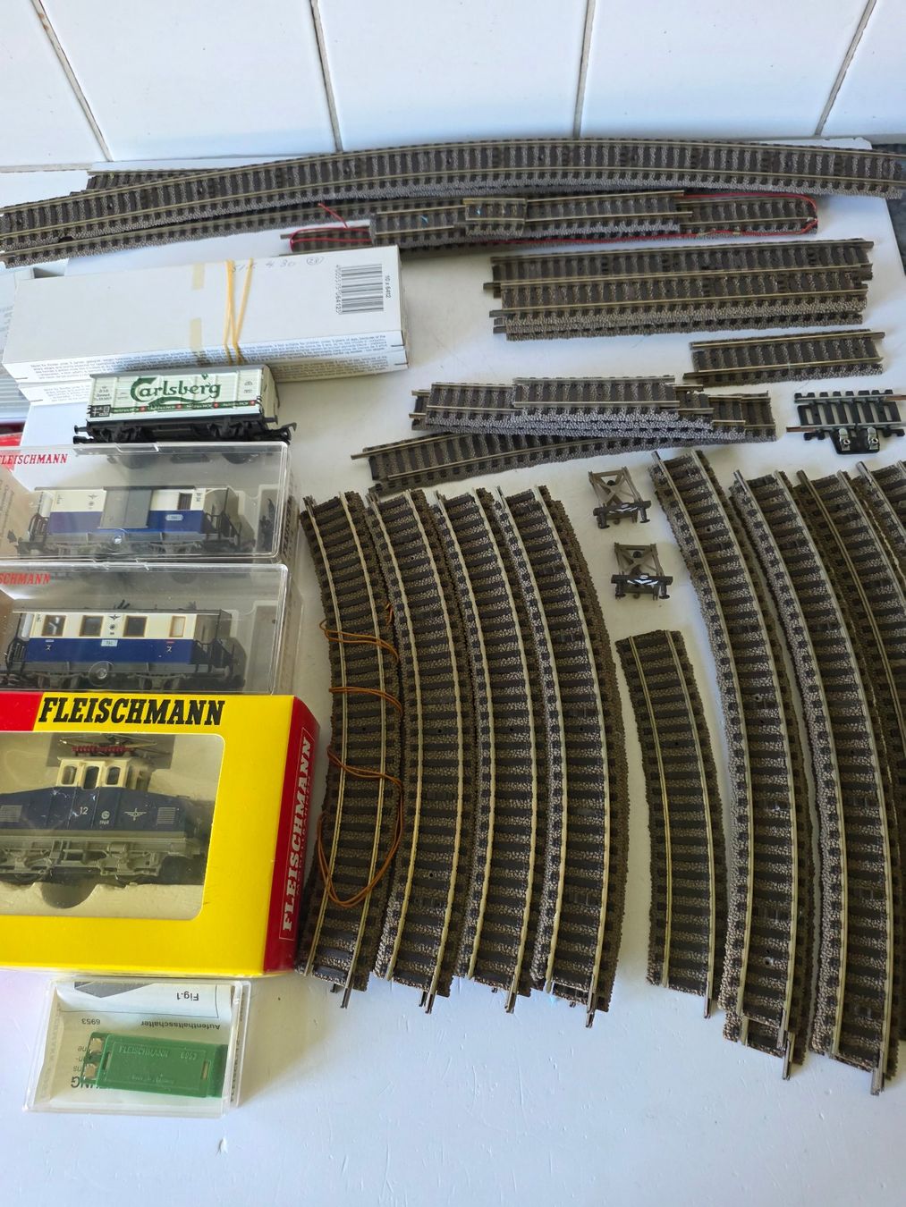 Fleischmann Modellini di ferrovie: Komplete Fleischmann Zahnradbahn – Usato da Seuzach venduto da Loeckeli01