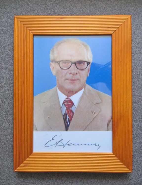 Erich Honecker Foto / gerahmt 14x18 cm Kaufen auf Ricardo
