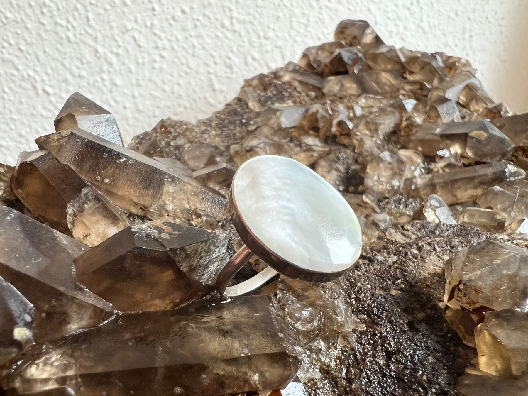 Ringe: Ring 800 Silber mit Perlmutter oval klassisch Gr 58 um 1970 – Neu (gemäss Beschreibung) aus Bern von Jiffy 2