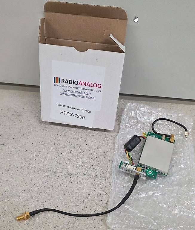 Icom Technique de radiocom: PTRX-7300 Spectrum-Adapter IC-7300 – D'occasion à Oberglatt ZH par 678411
