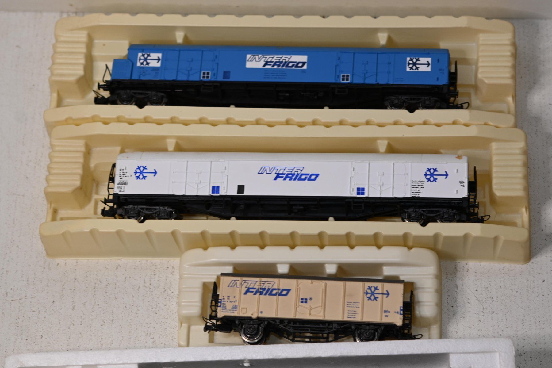 Rivarossi Modellini di ferrovie: Interfrigo Rivarossi + Pocher, LIMA HO/DC/AC gemischt – Usato da Laupen ZH venduto da Zmoewe 1