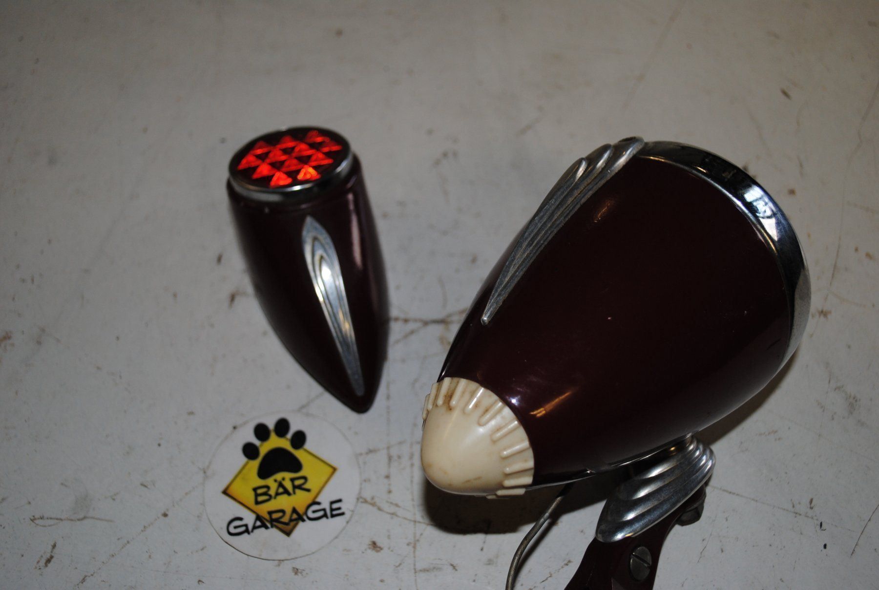Pezzi di ricambio: Lampe Scheinwerfer Spezial Oldtimer Oldi Kunstwerk – Usato da Subingen venduto da Baergarage 4
