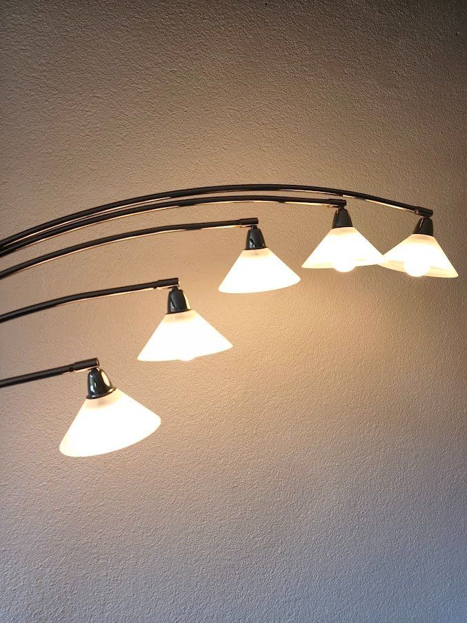 Lampes: Design Klassiker La Lampada Bogenlampe mit 5 Spots dimmbar – D'occasion à Toffen par Immo-Erben 1
