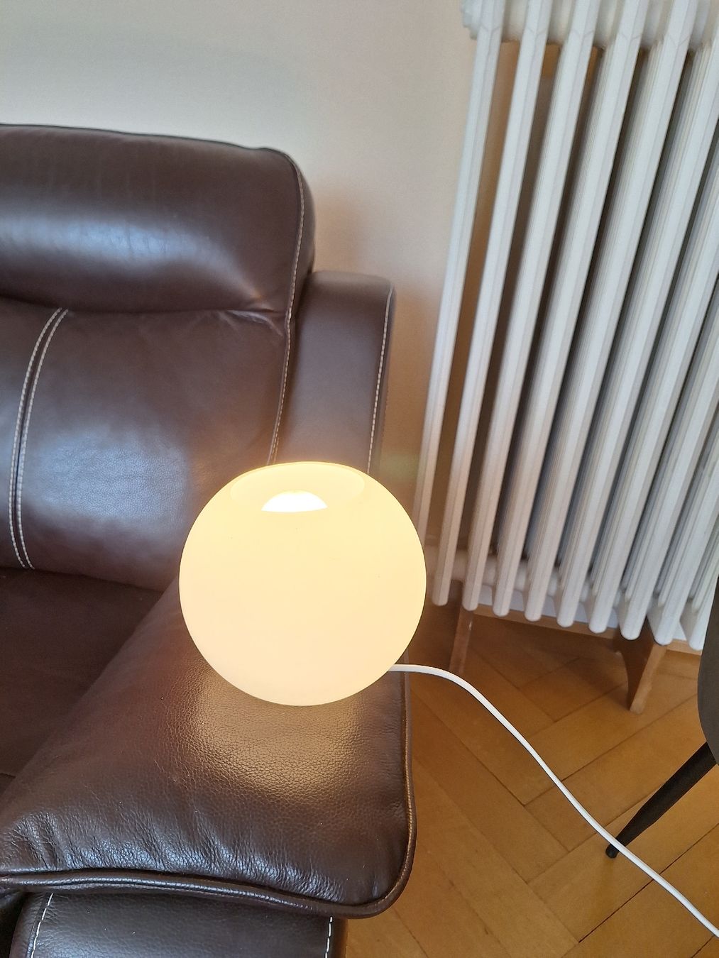 Lampade: Lampe boule – Usato da La Tour-de-Peilz venduto da clo_cw6s 1