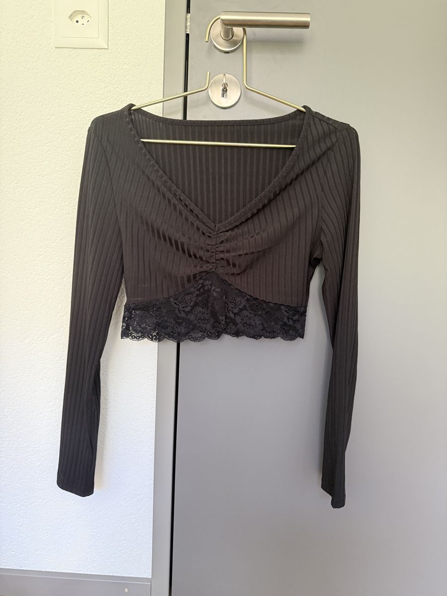 Shein Top: Langarm Oberteil – Usato da Brunnen venduto da pel_vk7g