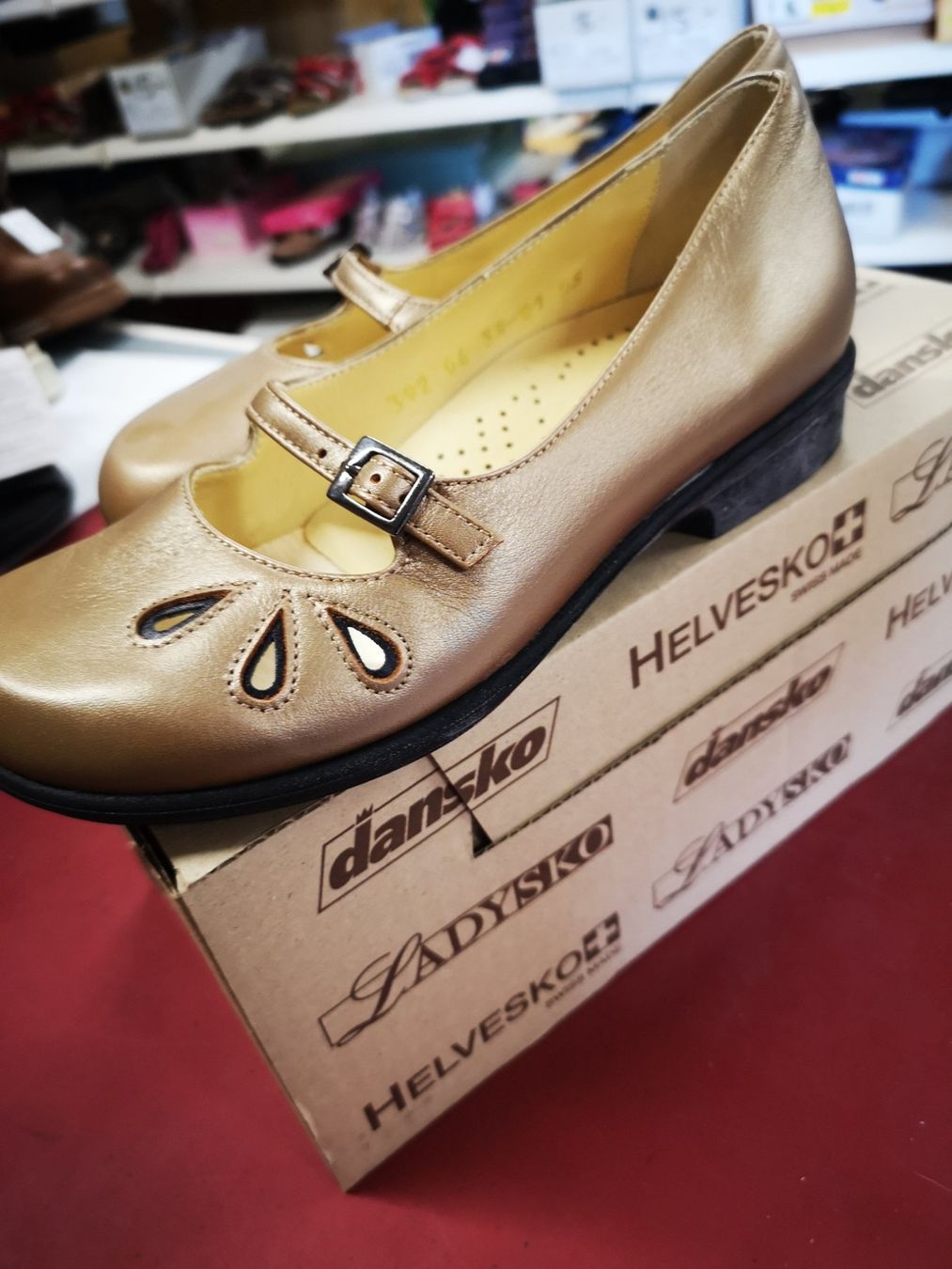Helvesko Chaussures femmes: Helvesko – Neuf avec emballage d'origine à Möhlin par Highwaytom 2