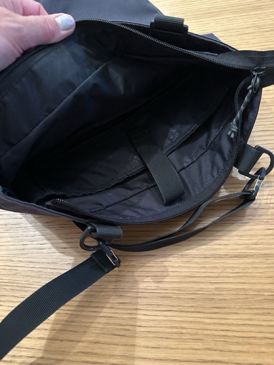 Jack Wolfskin Sacs à dos: Jack Wolfskin Rucksack/Tasche – D'occasion à Davos Platz par Anakonda1 2