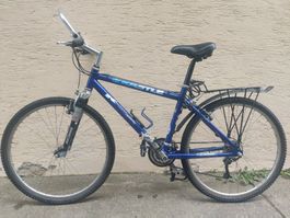 VTT bleu femme 26 pouces bon état