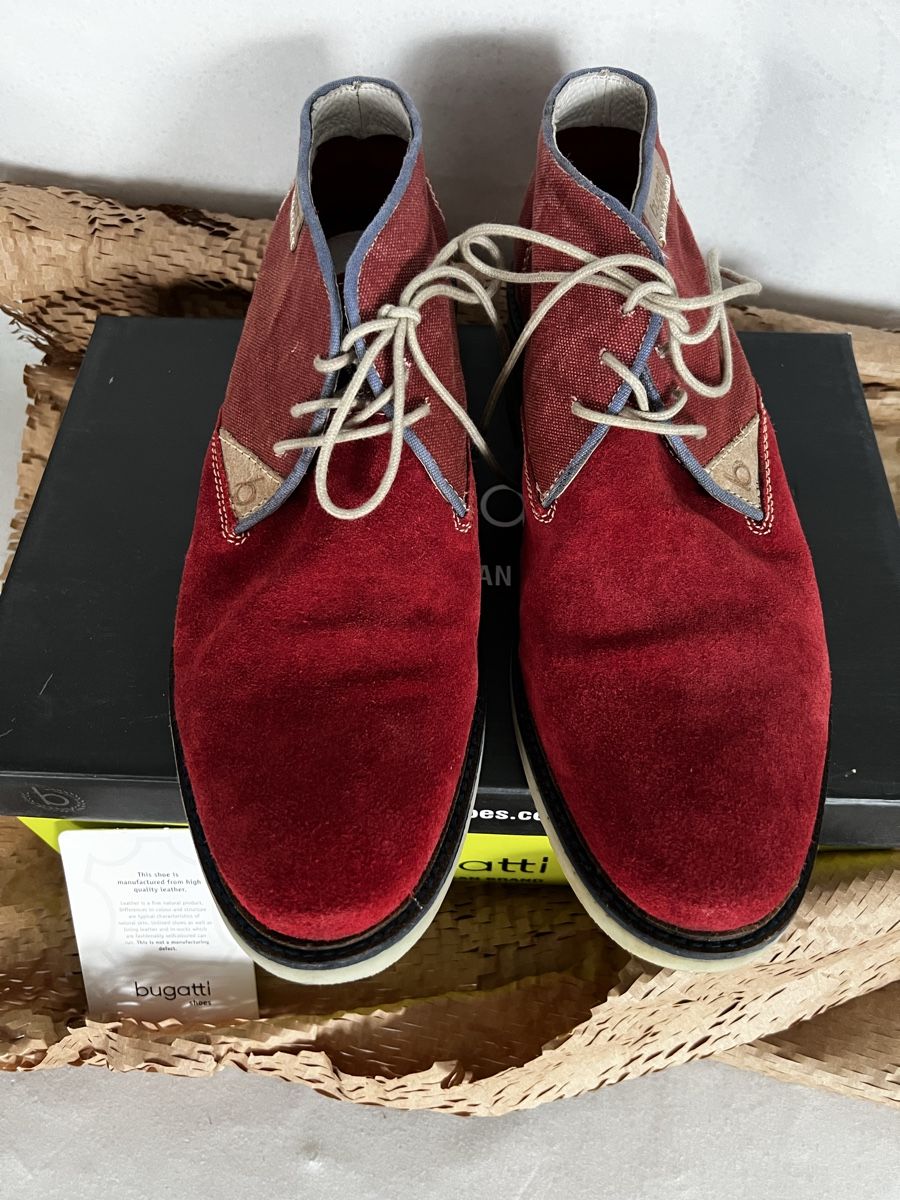 Scarpe da uomo: 45 Bugatti Herren Schuhe Rot Wildleder & Denim  – Usato da Moehlin venduto da Balirain 2