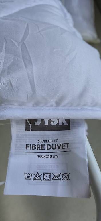Decken: Duvet  – Gebraucht aus Cheseaux-sur-Lausanne von Roxy.b 2